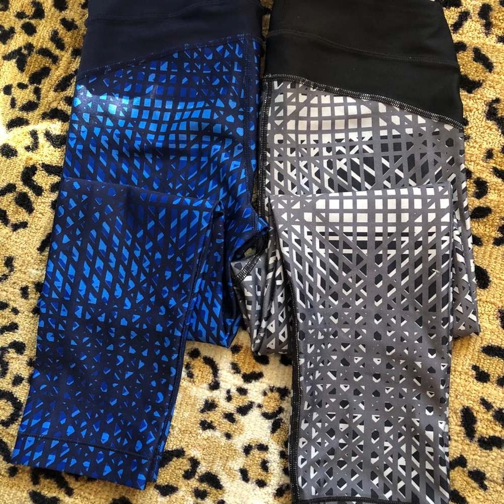 2 Lycra workout pants size small Under Armour
